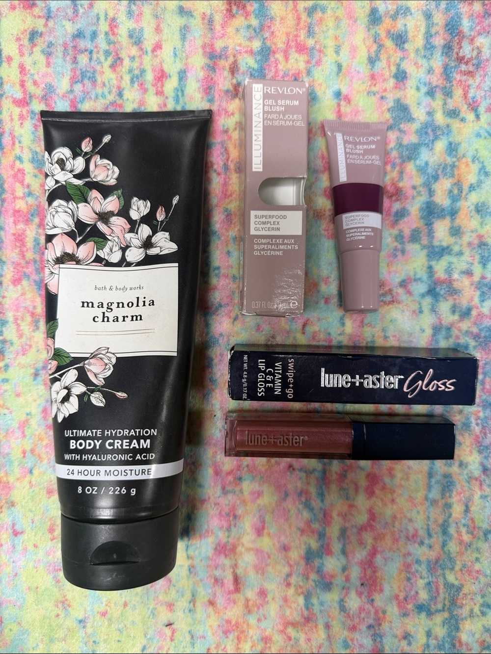 Lot of make up ect Illumi Gel Serum Blush & Lune+Aster Gloss Duo - Mau